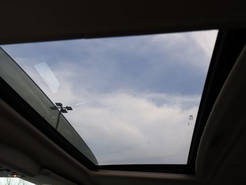 Used 2005 HUMMER H2 Adventure image 31