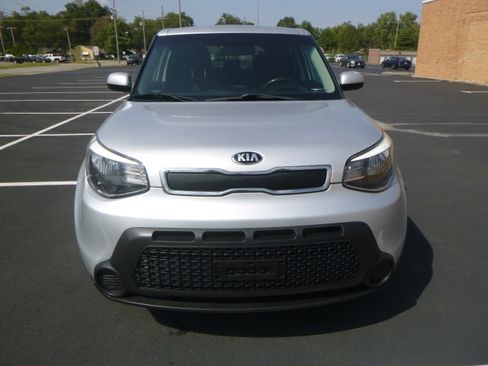 Used 2016 Kia Soul image 3