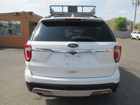 Used 2017 Ford Explorer XLT Sport SUV 4D FWD image 10