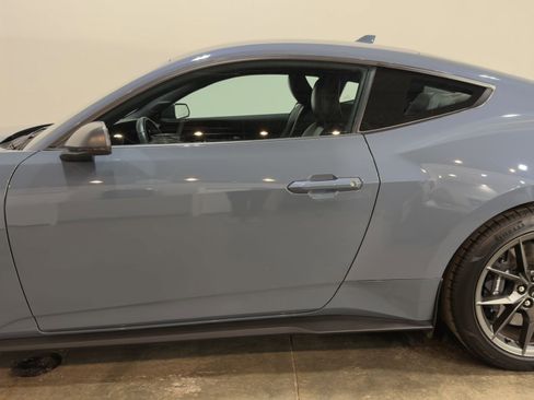 Used 2024 Ford Mustang Dark Horse image 23