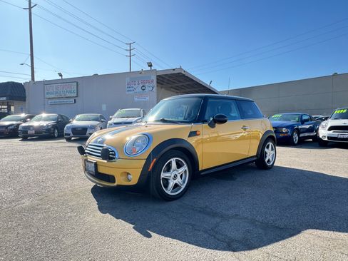 Used 2008 MINI Cooper image 2