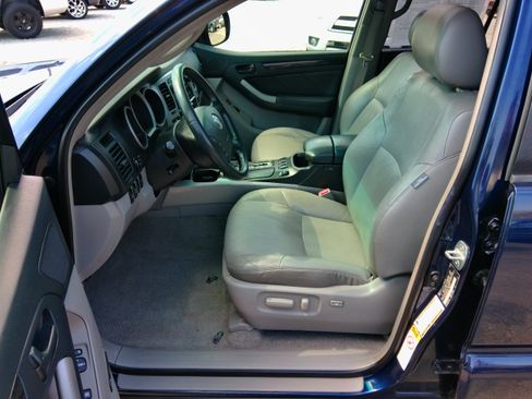 Used 2007 Toyota 4Runner Limited image 21