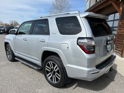 Used 2015 Toyota 4Runner Limited image 6