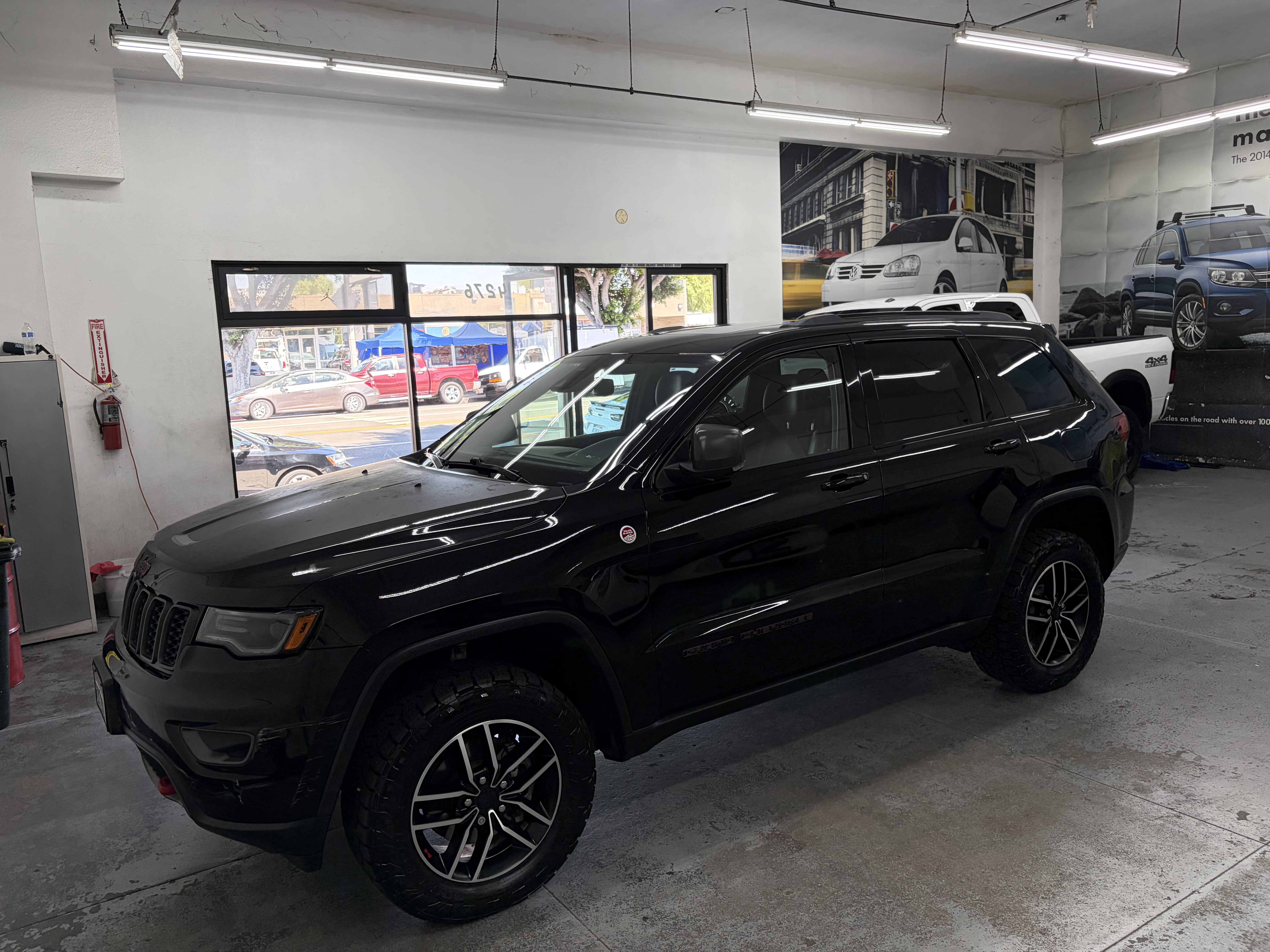 Used 2020 Jeep Grand Cherokee 4WD Trailhawk image 10