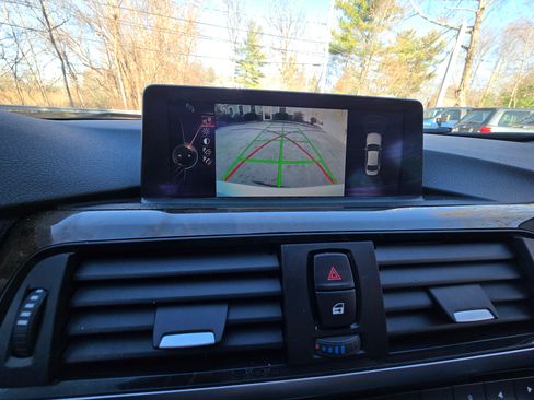 Used 2015 BMW 328d xDrive image 18