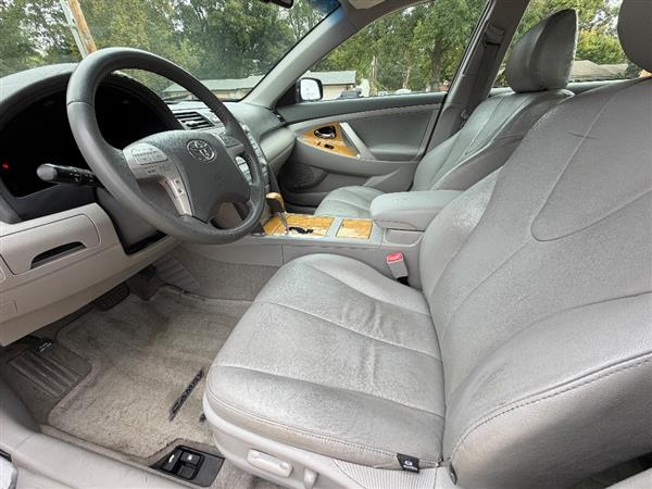 Used 2007 Toyota Camry XLE FWD Sedan 2.4L 4-Cyl image 9