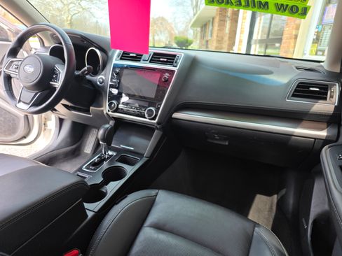Used 2018 Subaru Legacy 2.5i Limited image 7