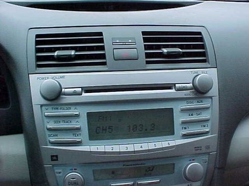 Used 2009 Toyota Camry XLE image 28