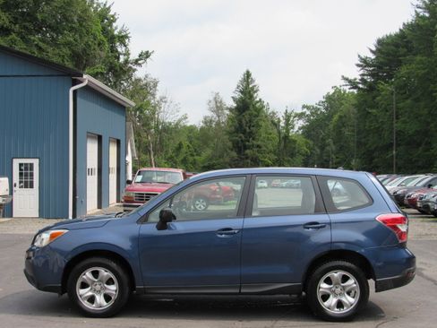 Used 2014 Subaru Forester 2.5i AWD/4WD image 4