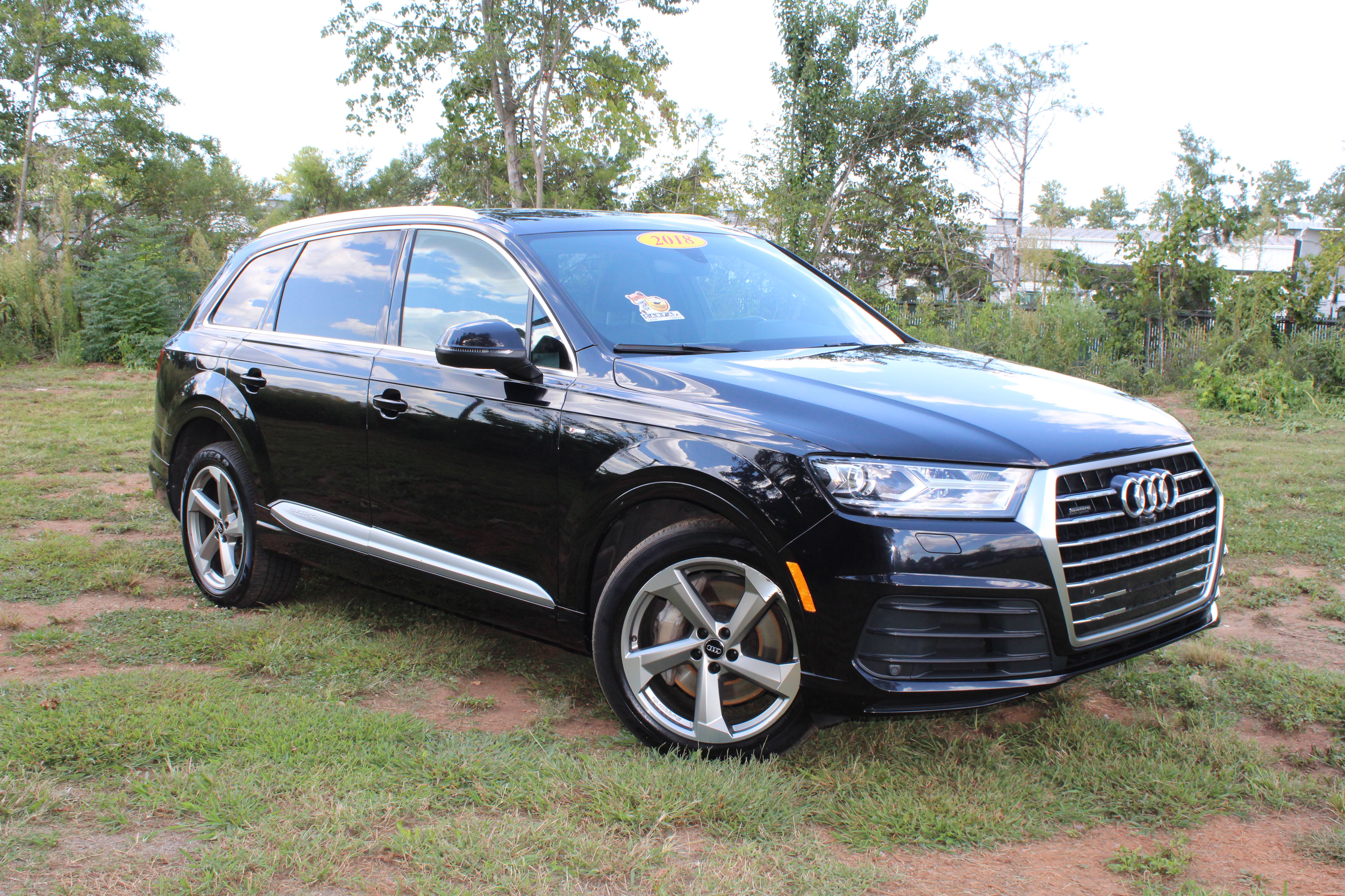 Used 2017 Audi Q7 3.0T Prestige w/ S Line AWD/4WD image 15