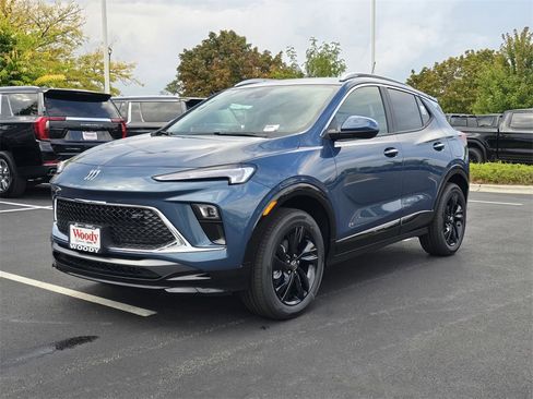 New 2026 Buick Encore GX Sport Touring image 4