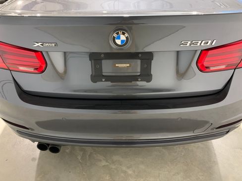 Used 2017 BMW 330i xDrive w/ Driver Assist image 4