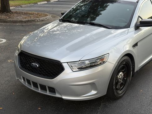 Used 2016 Ford Taurus image 21