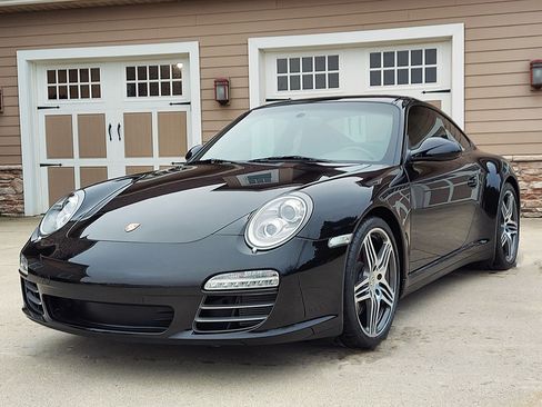 Used 2009 Porsche 911 Carrera 4S image 2