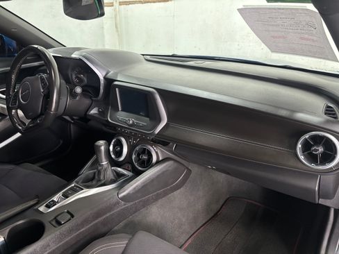 Used 2016 Chevrolet Camaro LT image 14