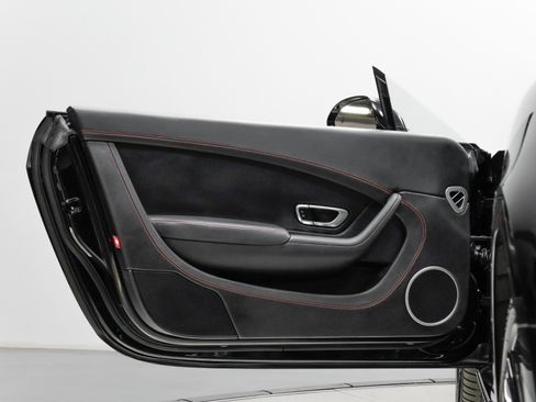 Used 2013 Bentley Continental GTC image 24