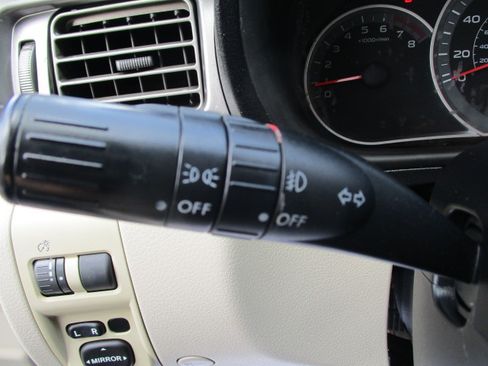 Used 2010 Subaru Impreza 2.5i Premium image 36