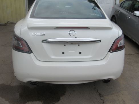 Used 2012 Nissan Maxima SV FWD image 5