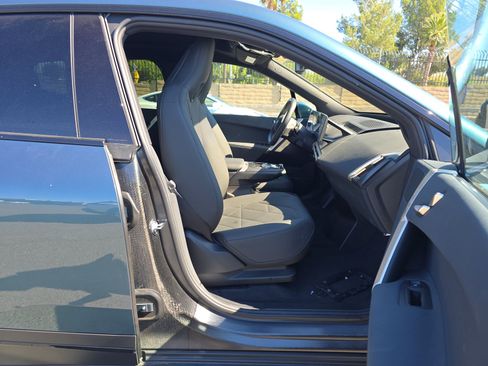 Used 2025 BMW iX xDrive50 image 16