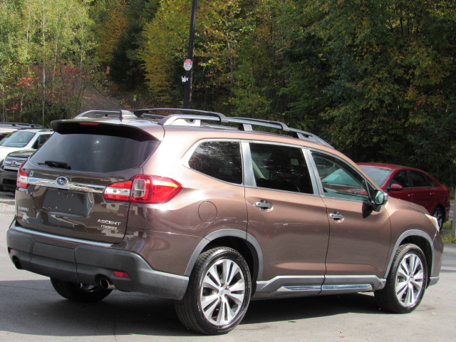 Used 2019 Subaru Ascent Touring 7-Passenger AWD/4WD image 9