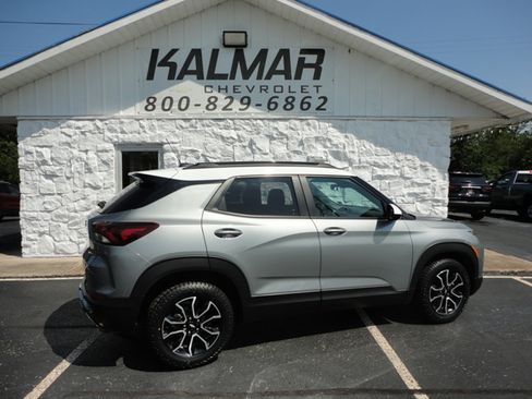 Used 2023 Chevrolet TrailBlazer ACTIV image 8