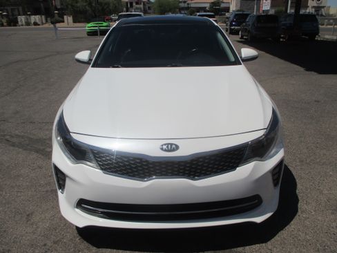Used 2018 Kia Optima S FWD image 5