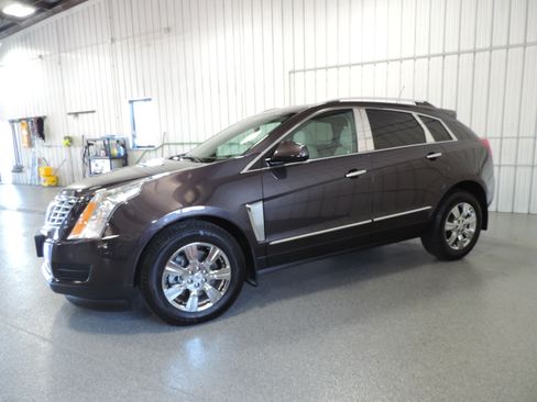Used 2015 Cadillac SRX FWD Luxury image 4