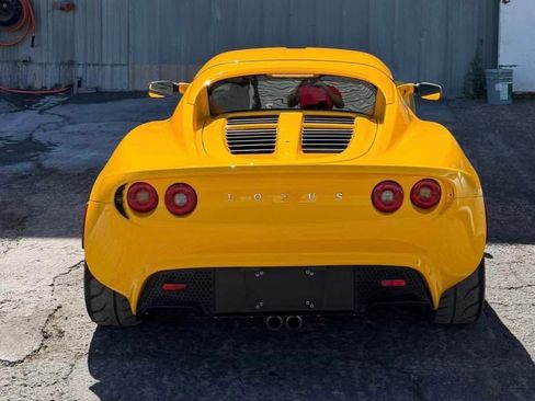 Used 2005 Lotus Elise UNAVAIL RWD image 2