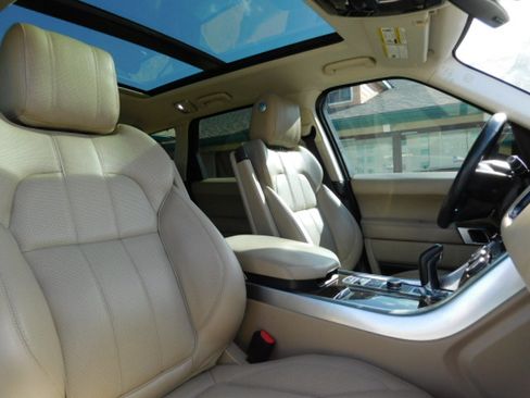 Used 2016 Land Rover Range Rover Sport HSE image 30