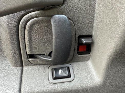 Used 2024 Chevrolet Express 2500 image 20