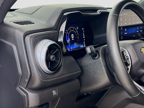 Used 2023 Chevrolet Colorado LT image 10