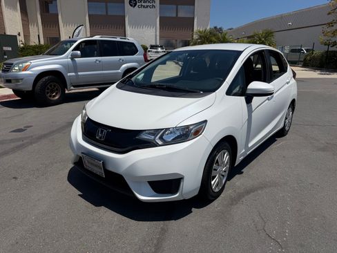 Used 2017 Honda Fit LX image 5