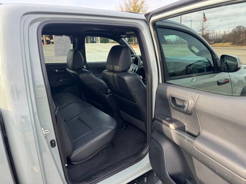 Used 2021 Toyota Tacoma TRD Pro image 17