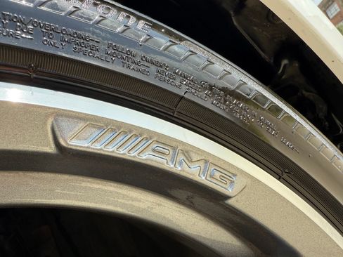 Used 2019 Mercedes-Benz E 450 image 3