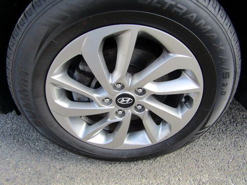 Used 2018 Hyundai Tucson SE image 9