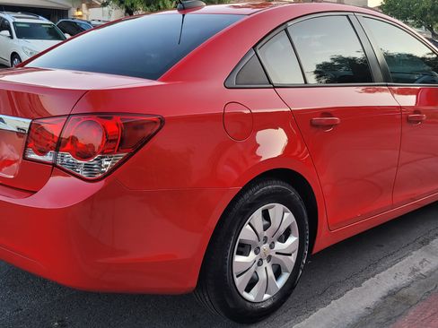 Used 2015 Chevrolet Cruze LS image 6