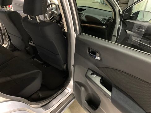 Used 2015 Honda CR-V EX image 19