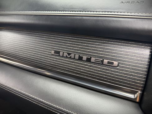 Used 2021 RAM 1500 Limited image 32
