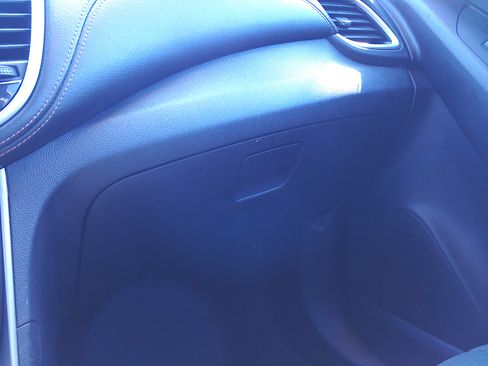 Used 2018 Chevrolet Trax LS image 17