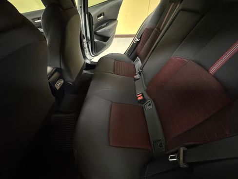 Used 2025 Toyota Corolla SE image 6