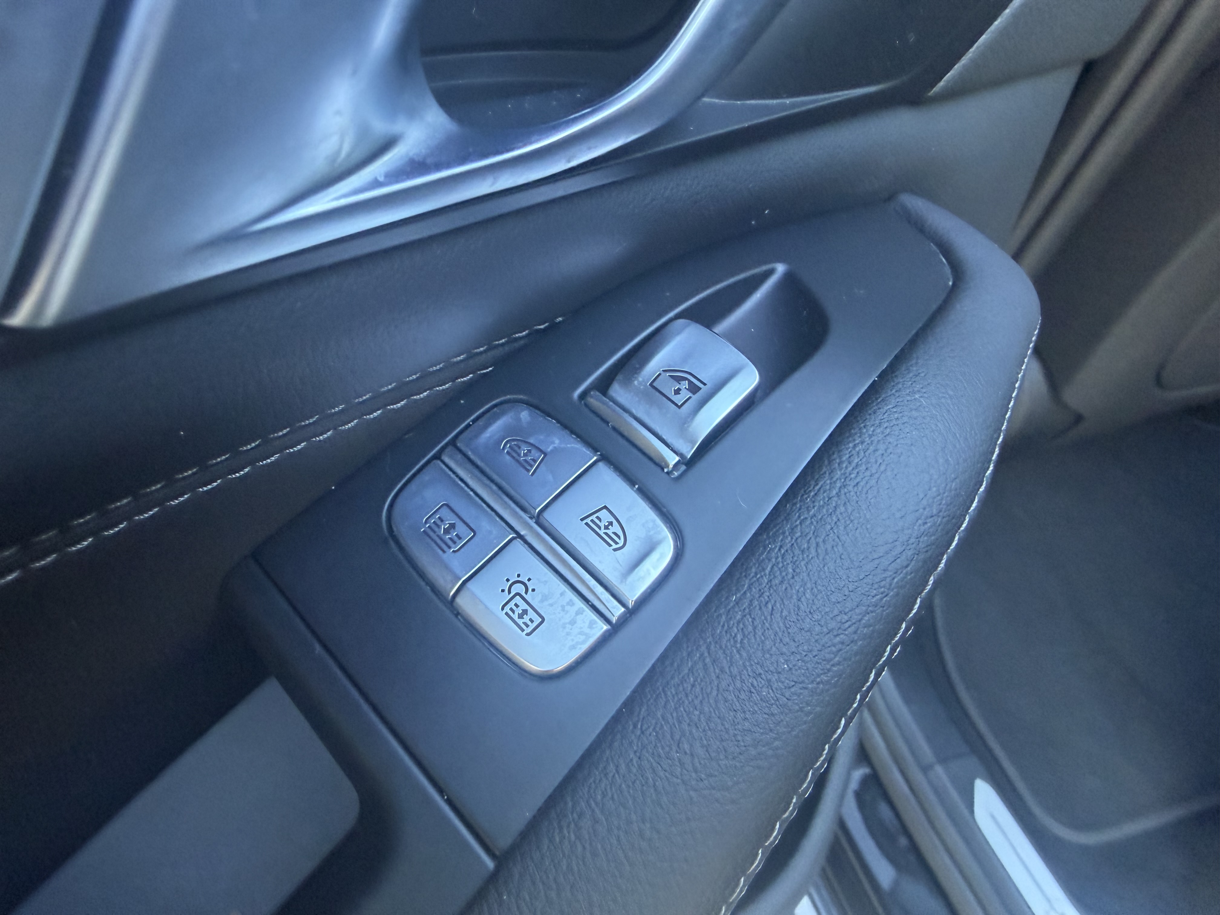 Used 2022 BMW X7 xDrive40i AWD/4WD image 29