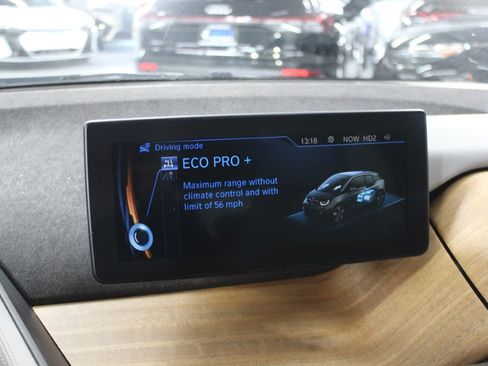 Used 2015 BMW i3 image 24