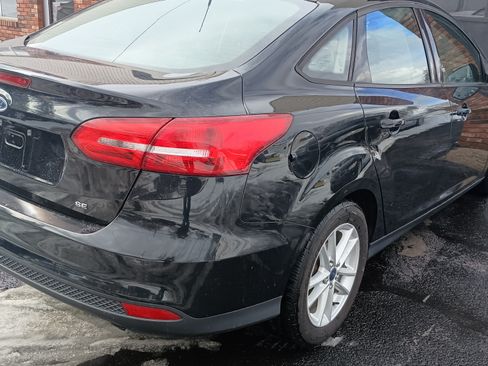 Used 2016 Ford Focus SE image 3
