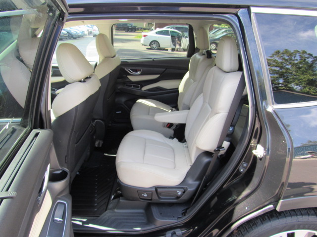 Used 2019 Subaru Ascent Limited 7-Passenger AWD/4WD image 16