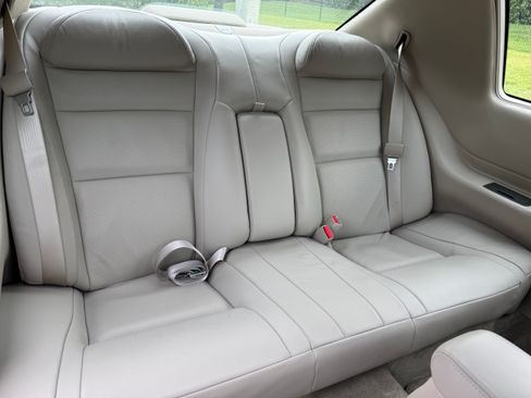 Used 2002 Cadillac Eldorado ETC FWD image 18