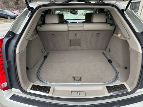 Used 2013 Cadillac SRX Luxury image 18