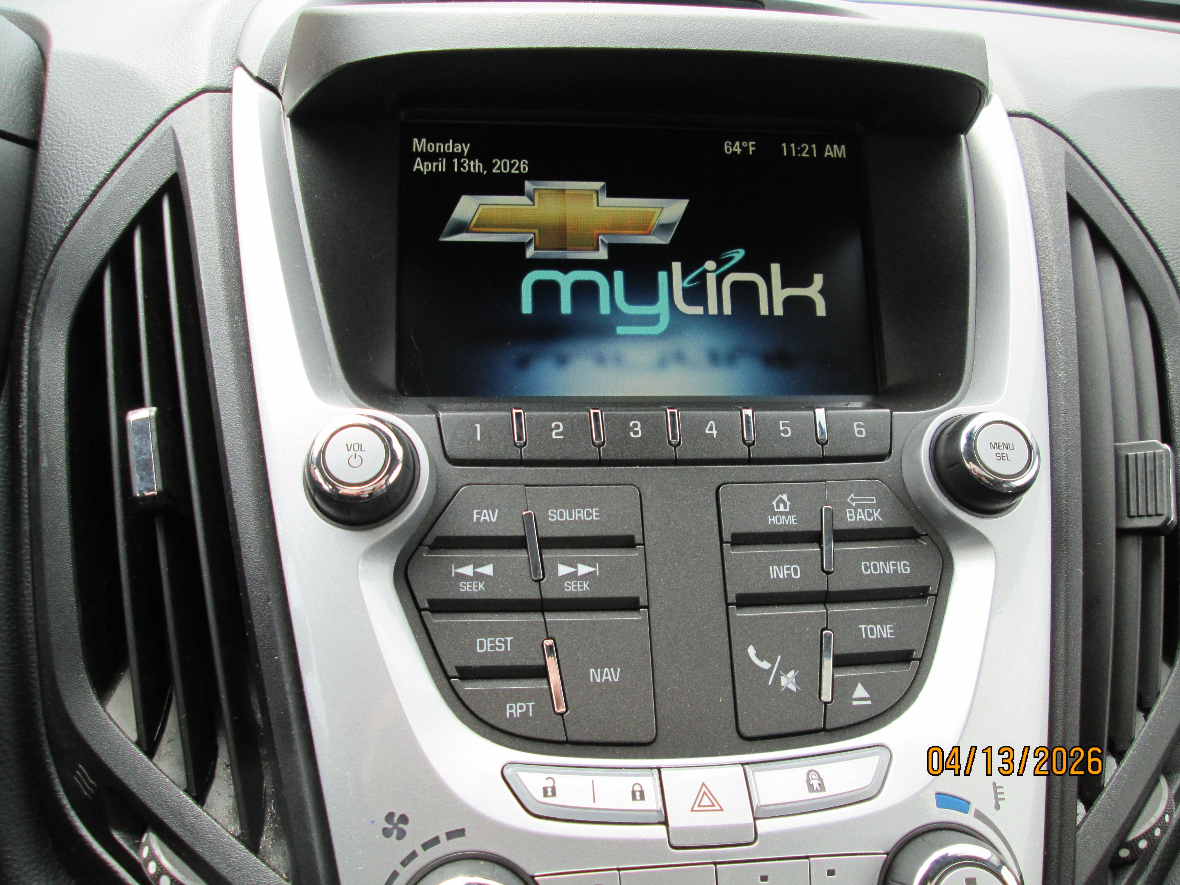 Used 2014 Chevrolet Equinox LTZ AWD/4WD image 19