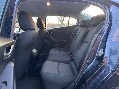 Used 2016 MAZDA MAZDA3 i Touring image 16