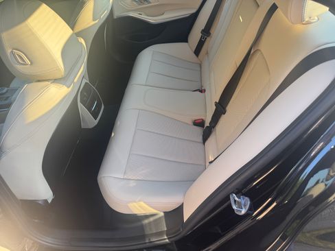 Used 2024 BMW 330i image 12