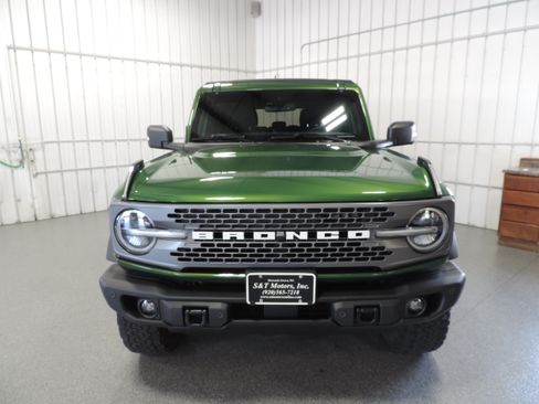 Used 2023 Ford Bronco 4-Door Badlands AWD/4WD image 5